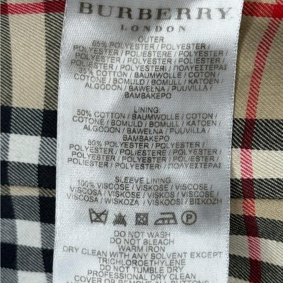 Burberry Women's Trench Coat - Timeless Elegance and British Heritage ๐ - Picture 7 of 7